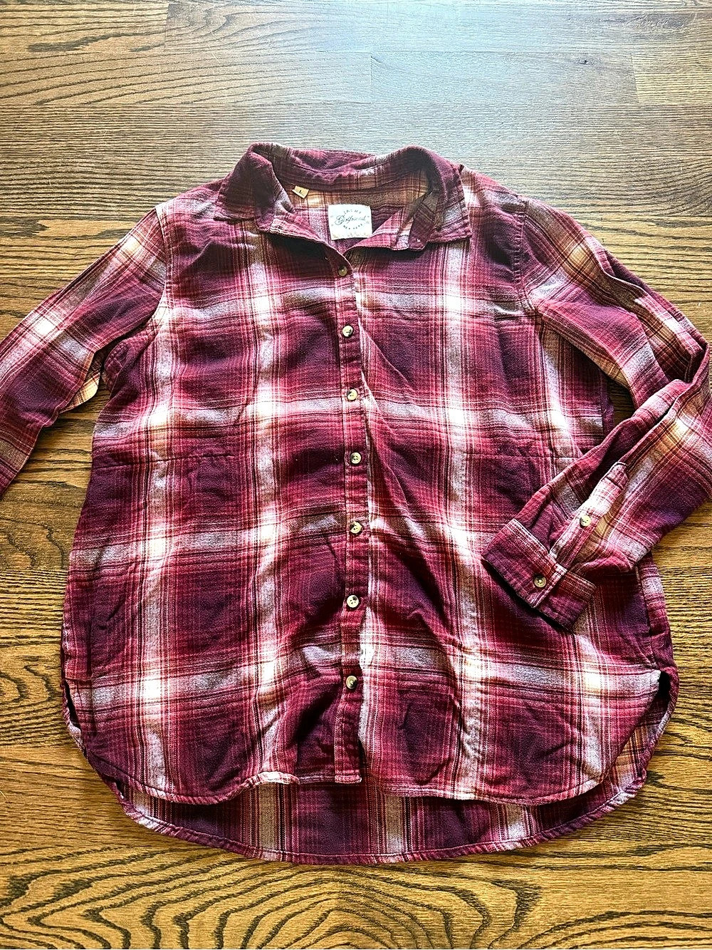 Jachs Girlfriend Plaid Button Down Shirt in Red & White Size Large